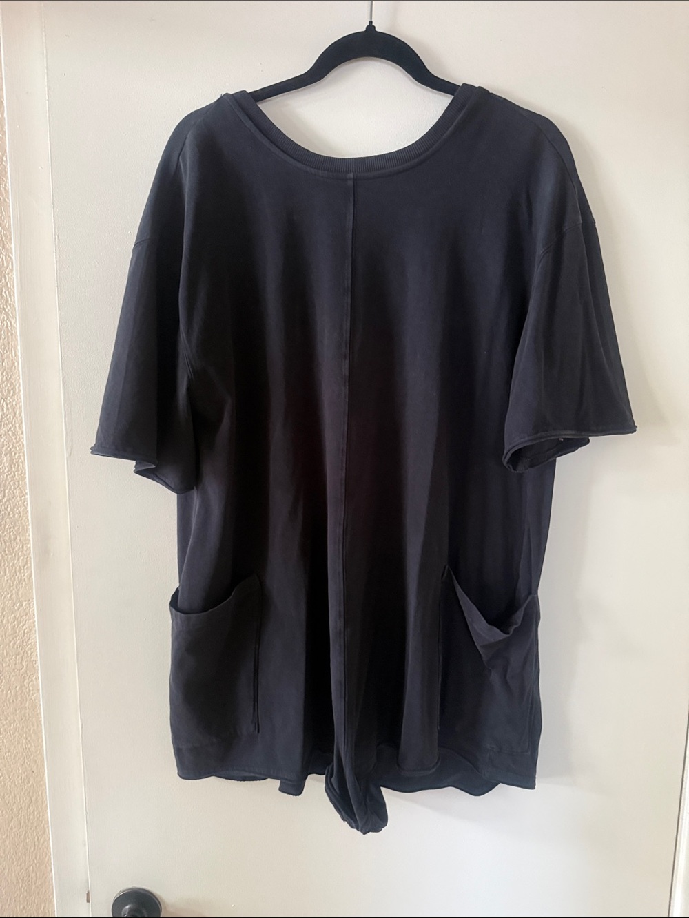 Men's Black Short-Sleeve Pocket T-Shirt